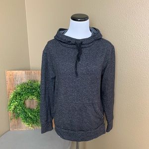 Champion Women’s Black Stripped Pullover Shirt